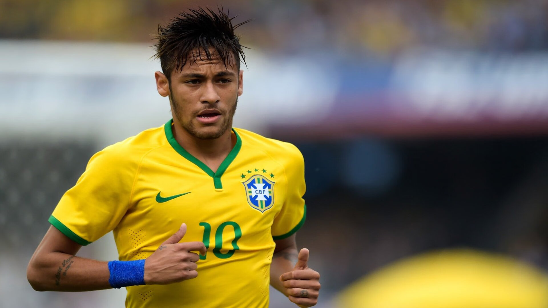 冠军球队球员参与公益马拉松传播健康理念,马拉松运动员签约赞助